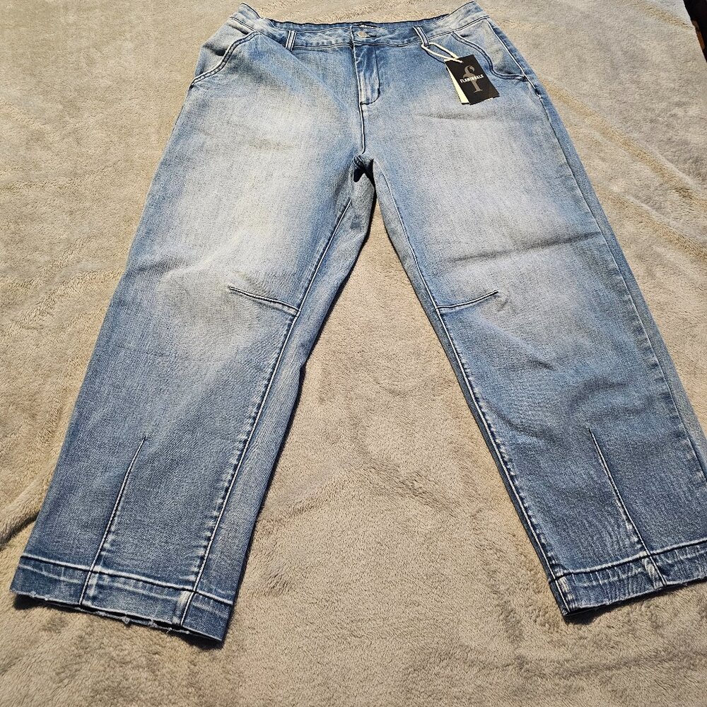 Flamingals Light Wash Cropped Jeans Wide Leg NWT